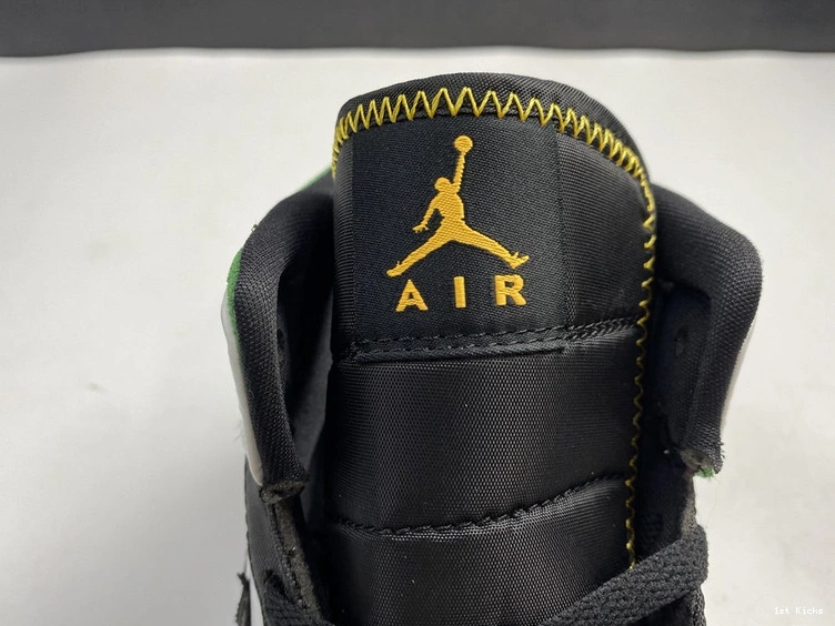 Mid Jordan Oakland 852542-101 - 1 0829